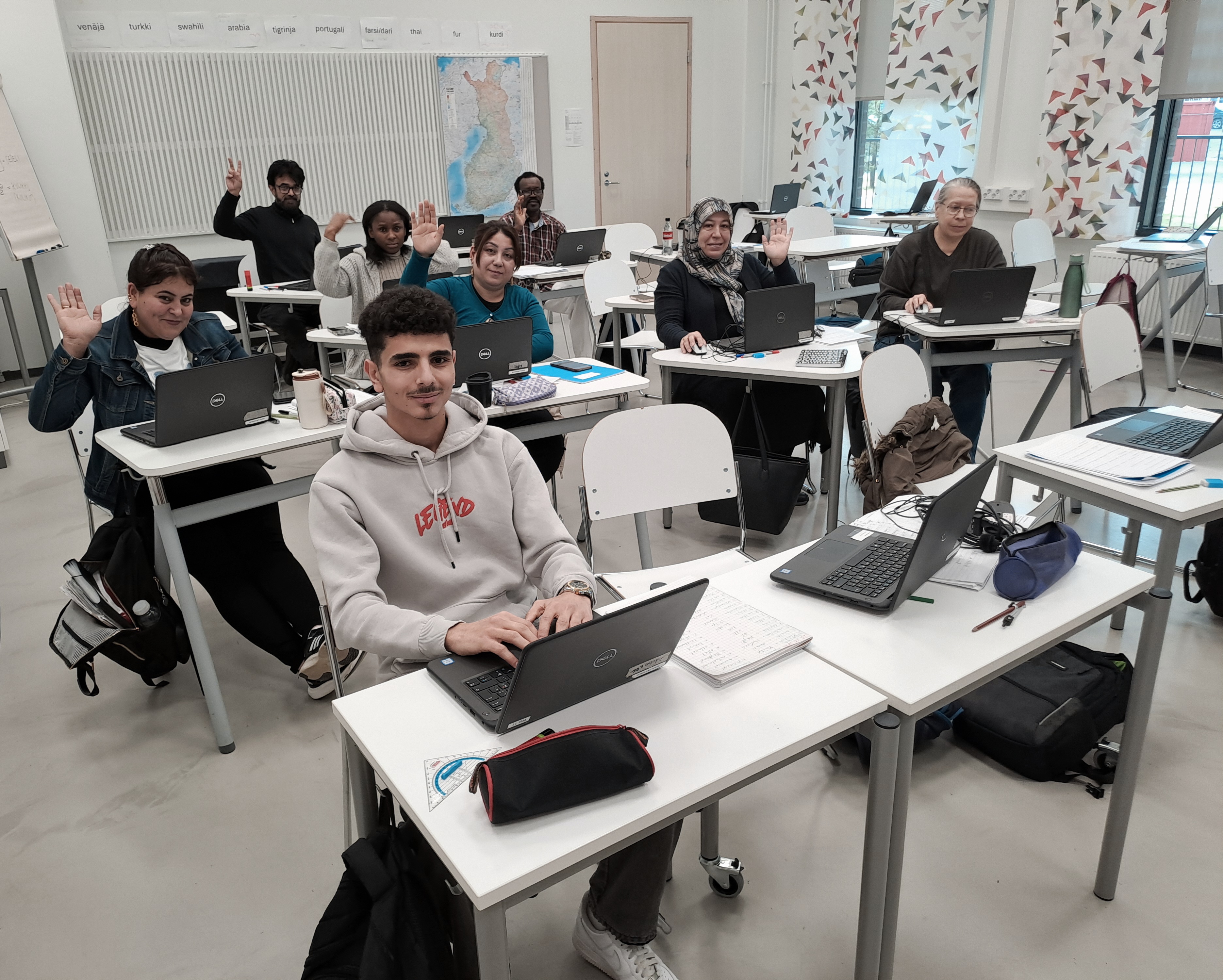 Aikuisten perusopetusta