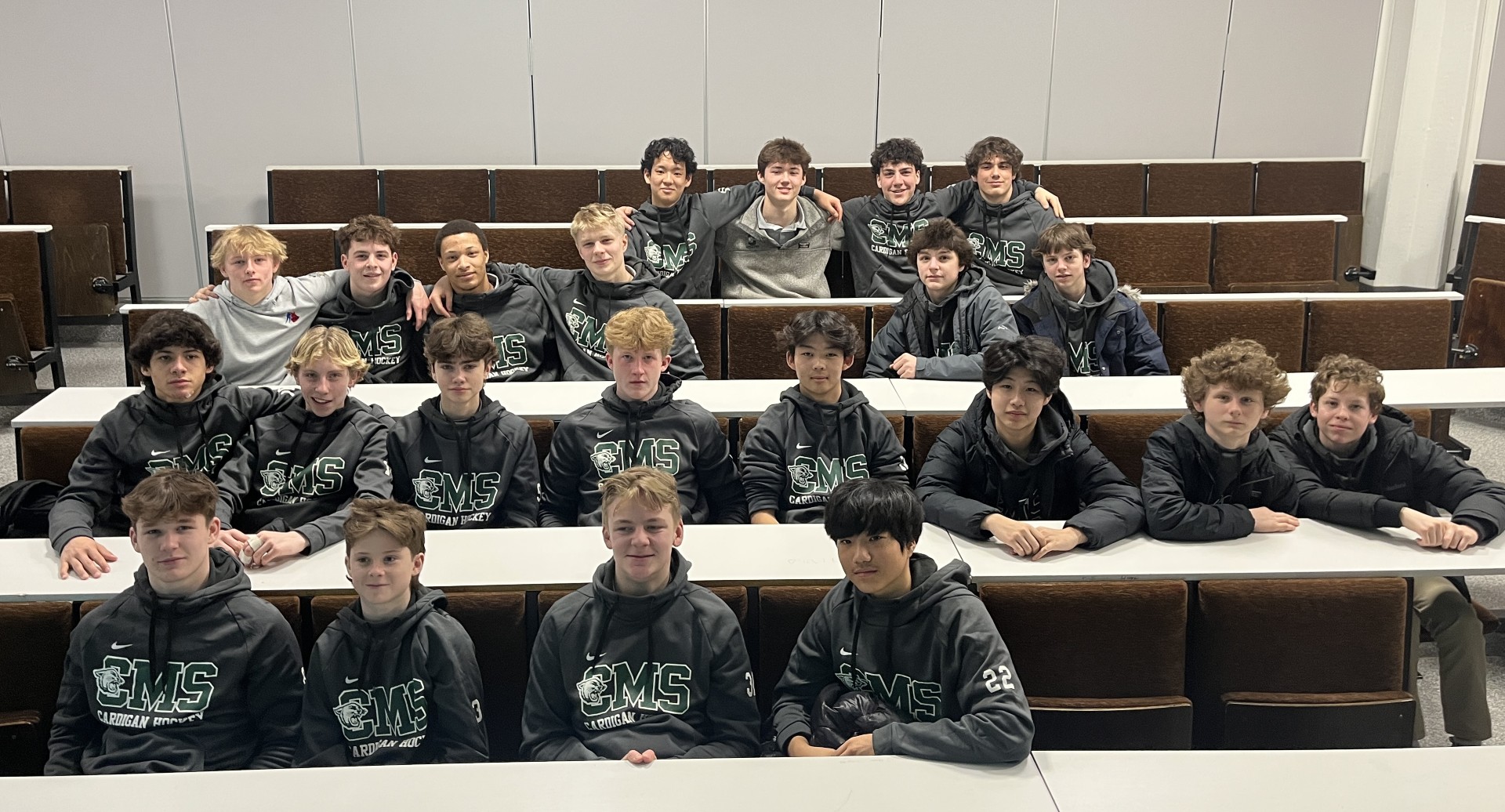 Cardigan Mountain Schoolin oppilaita