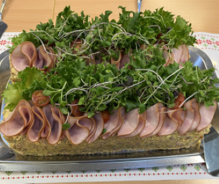 Voileipäkakku