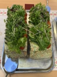 Voileipäkakkuja