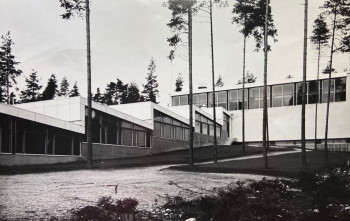 Kuvassa Sveitsin lukio