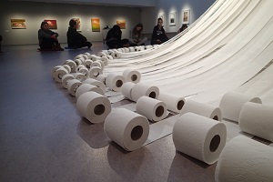 Kuva taidemuseon näyttelystä