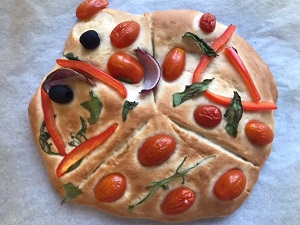 koristeltu focaccia