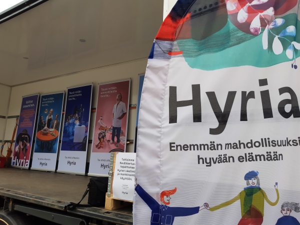 rekan lava ja esittelyjulisteita