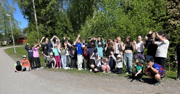 ryhmäkuva oppilaista