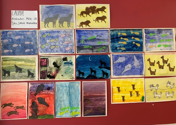 värikkäitä eläinmaalauksia