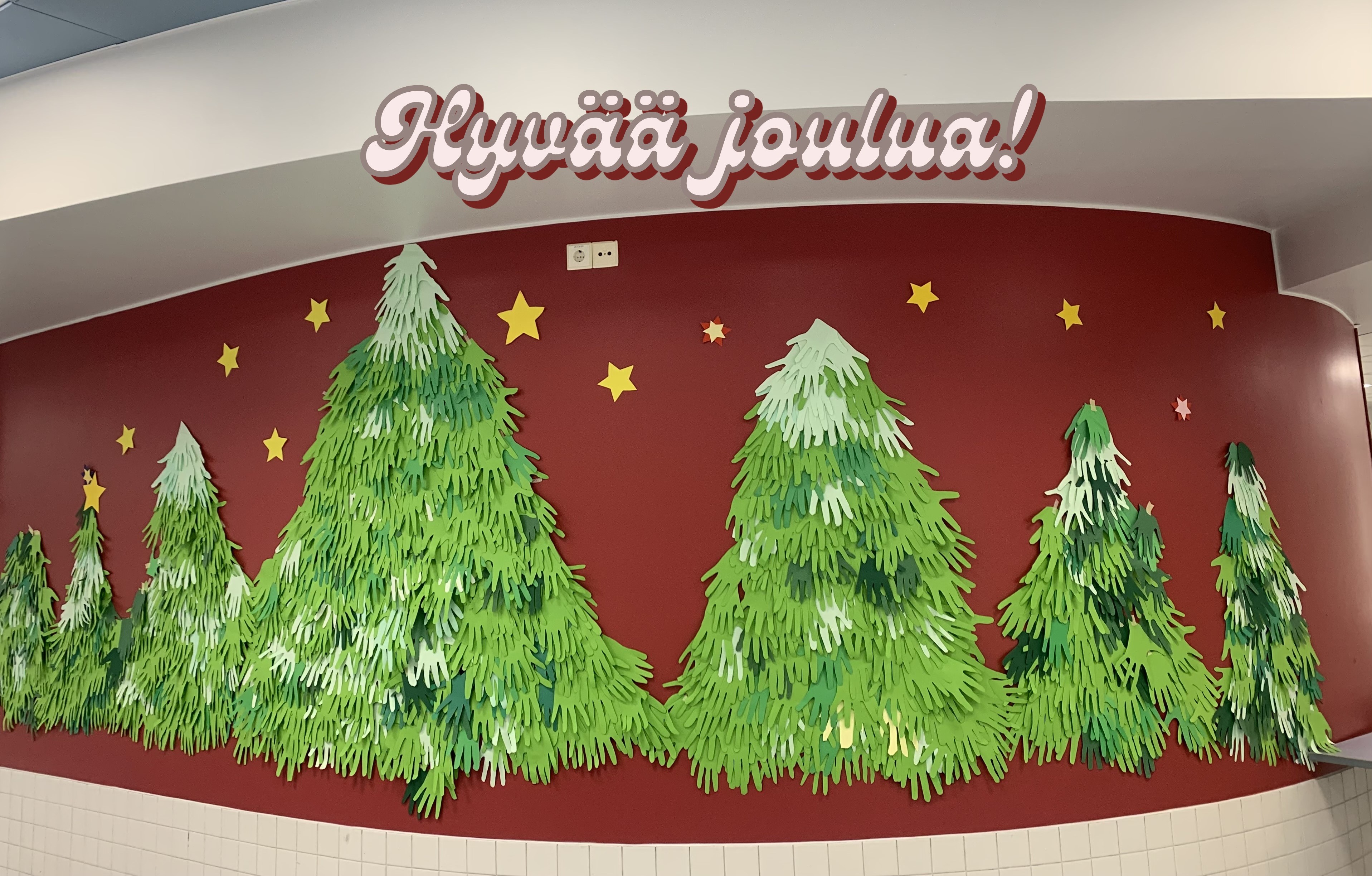 Koulun koristeluja ja teksti hyvää joulua