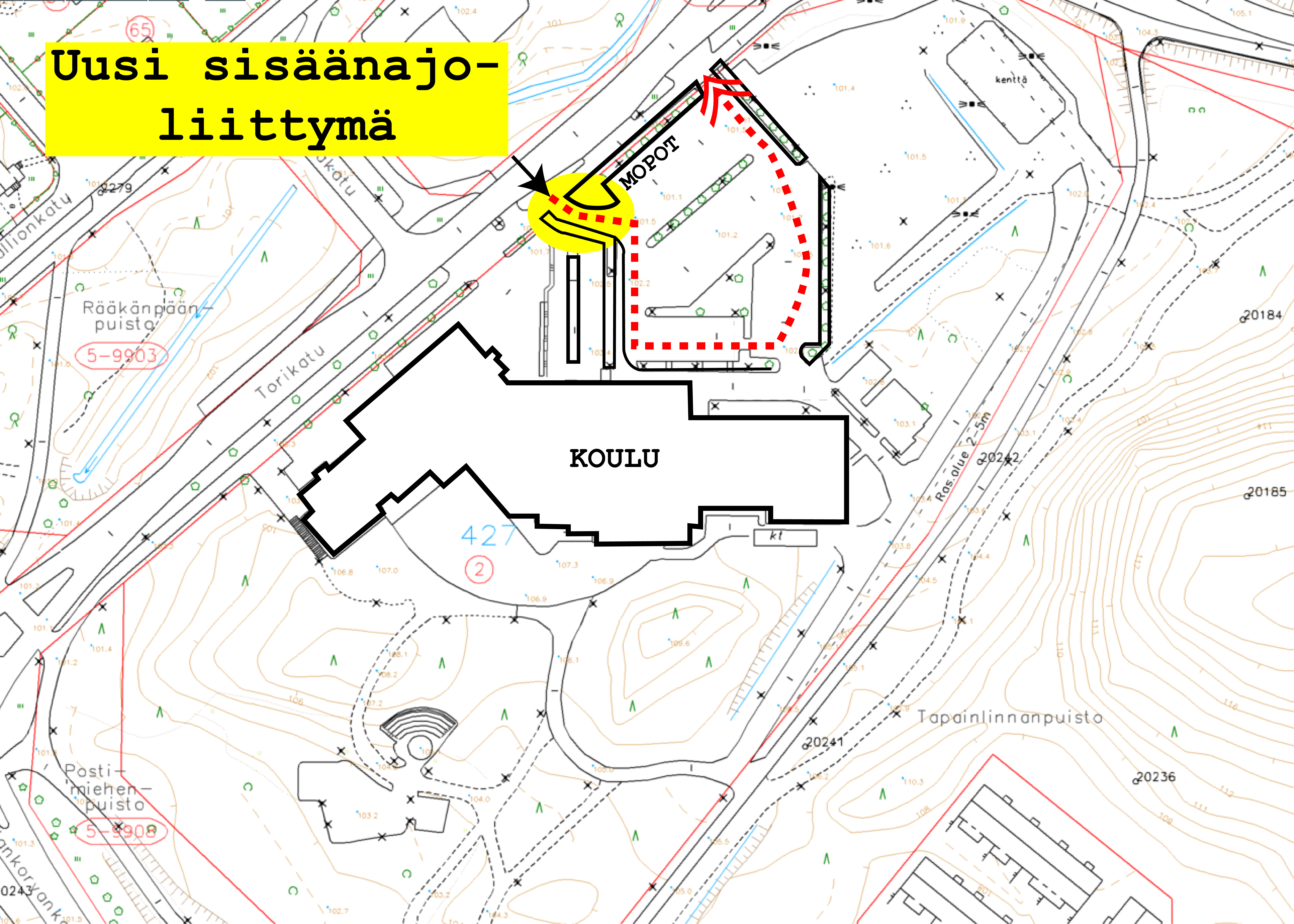 Muuttuneet liikennejärjestelyt. Sisäänajo välittömästi suojatien ja bussipysäkin välistä uudesta liittymästä. Vanha sisäänajoliittymä on muutettu vain ulosajoliittymäksi.