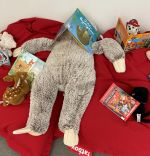 pehmolelut lukevat iltasatua